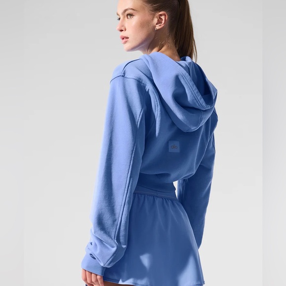 ALO Yoga Women's Light Blue Cropped Hoodie - Picture 2 of 4
